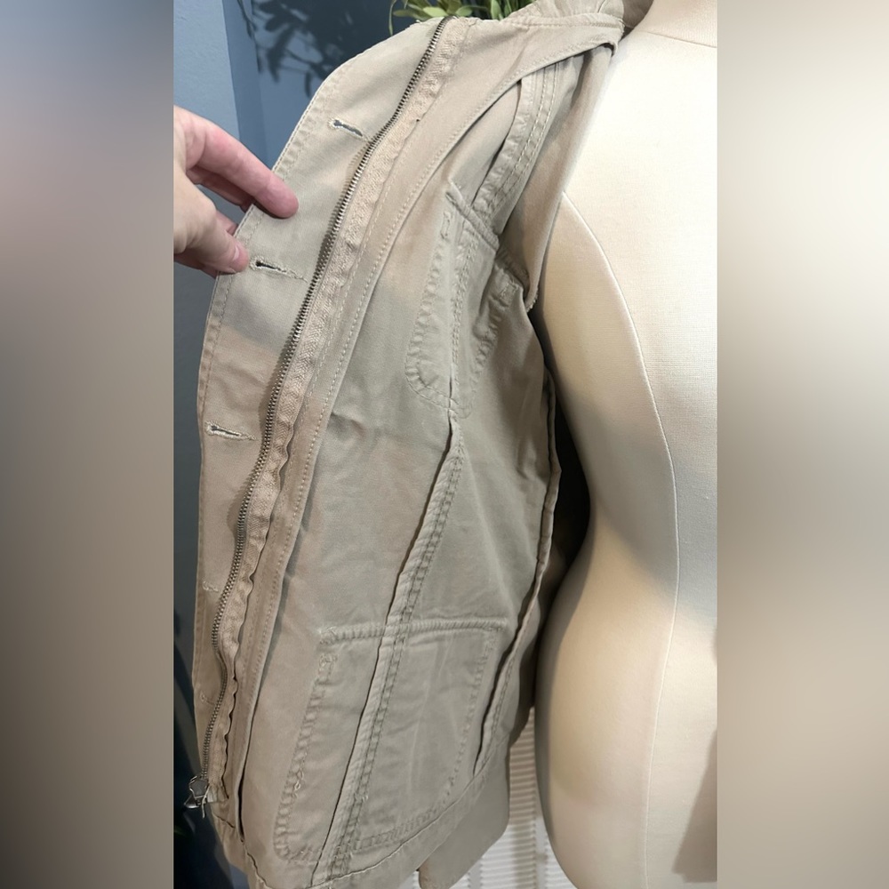Liz Claiborne Ladies Jacket Safari Look Tan 100% Cotton Size Large GUC - Picture 9 of 14